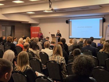 Otvori galeriju simpozij_zlatna_dob_trakoscan_2025 14.jpeg