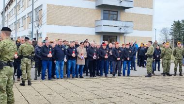 Otvori galeriju viber_slika_2023-12-22_15-39-35-541.jpg