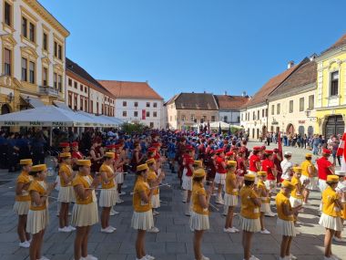 mazoretkinje 11.jpg
