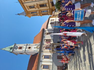 mazoretkinje 2.jpg