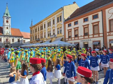mazoretkinje 6.jpg