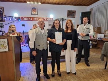 Otvori galeriju izlozba_vina 13.jpg