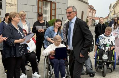 kombi_vozilo_drustvo_osoba_s_invaliditetom_2025 6.jpg