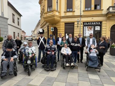 kombi_vozilo_drustvo_osoba_s_invaliditetom_2025 8.jpg