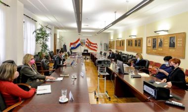 Otvori galeriju 050321_sastanak_zupana_46.jpg