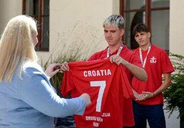 Prijem_mladi_nogometasi 12.jpg