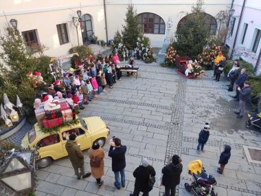 advent u atriju_10.jpg