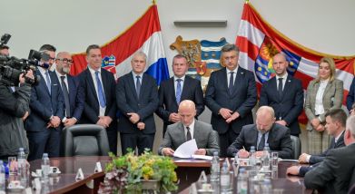 Potpisivanje_ugovora 10 .jpg