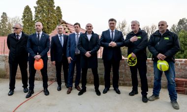 Premijer_Plenkovic_arboretum_Opeka 21 .jpg