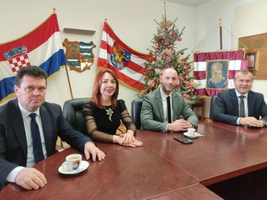 viber_slika_2023-12-21_14-05-54-770.jpg