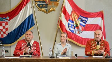 Hrvatski_husarski_zdrug 10.jpg