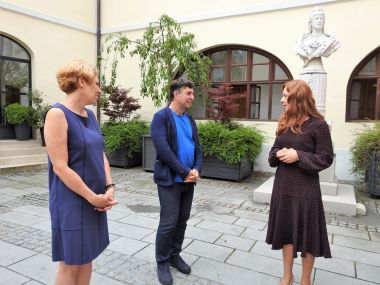 Otvori galeriju potpisivanje_ugovor_projektiranje_centralni_operacijski_blok_velike_srpanj_20214.JPG