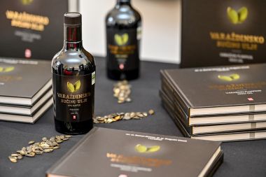 Otvori galeriju monografija_varazdinsko_bucino_ulje_2021 3.jpg