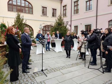 Otvori galeriju prijem_novinari_02.jpg