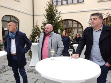 Otvori galeriju prijem_novinari_09.jpg