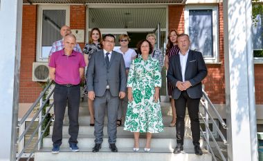 Medicinska-RC-potpisivanje_ugovora 8.jpg