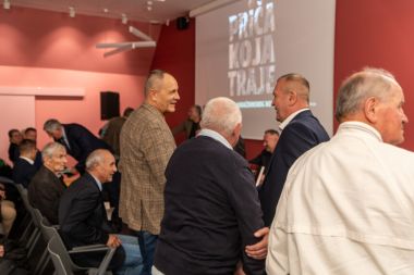 4 knjiga_prica_koja_traje_115_godina_nogometa_predstavljanje_FOTO_evarazdin 2.jpg