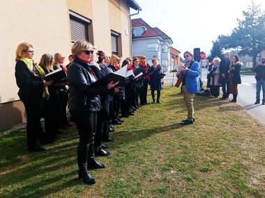 na_kavu_s_pjesnikom_zupancic_kumicic_2024 2.jpg