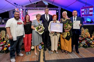 Otvori galeriju svecana_sjednica_arboretum_opeka_2024 19.JPG