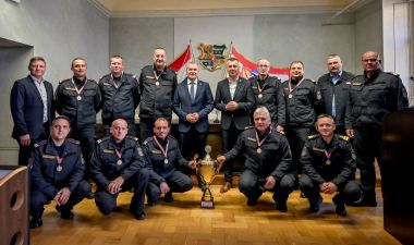 Otvori galeriju Vatrogasci_prijem 32.jpg