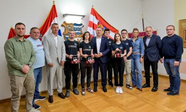 Prijem_roboticari 19 .jpg