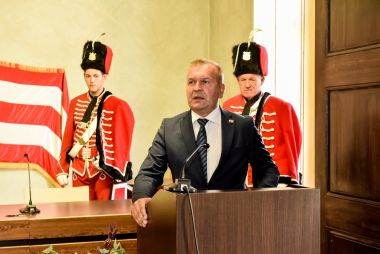 Knjiga_instalacija 27.jpg