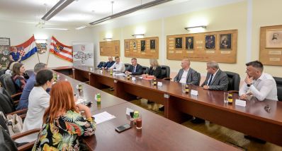 Otvori galeriju Ministrica_Brnjac 16  kopija.jpg