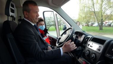 080422_primopredaja vozila_7.JPG