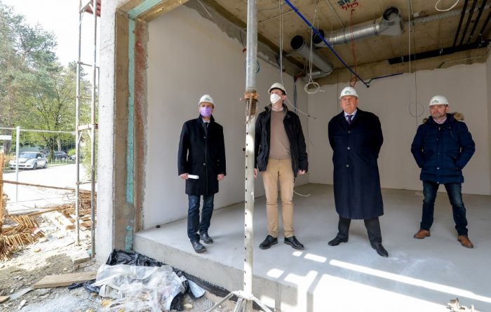 U izgradnji  zgrada Objedinjenog hitnog bolničkog prijema, dnevne bolnice i jednodnevne kirurgije