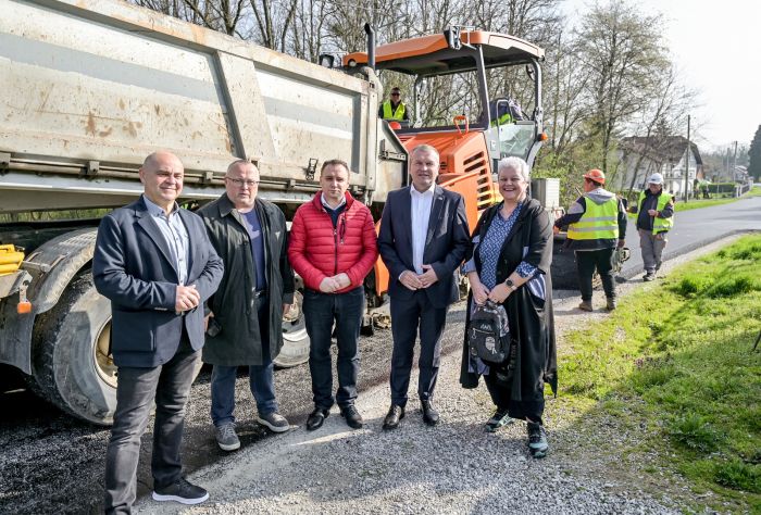 Župan Anđelko Stričak u nazočnosti načelnika Općine Maru&scaron;evec Maria Klap&scaron;e obi&scaron;ao radove na uređenju županijske prometnice