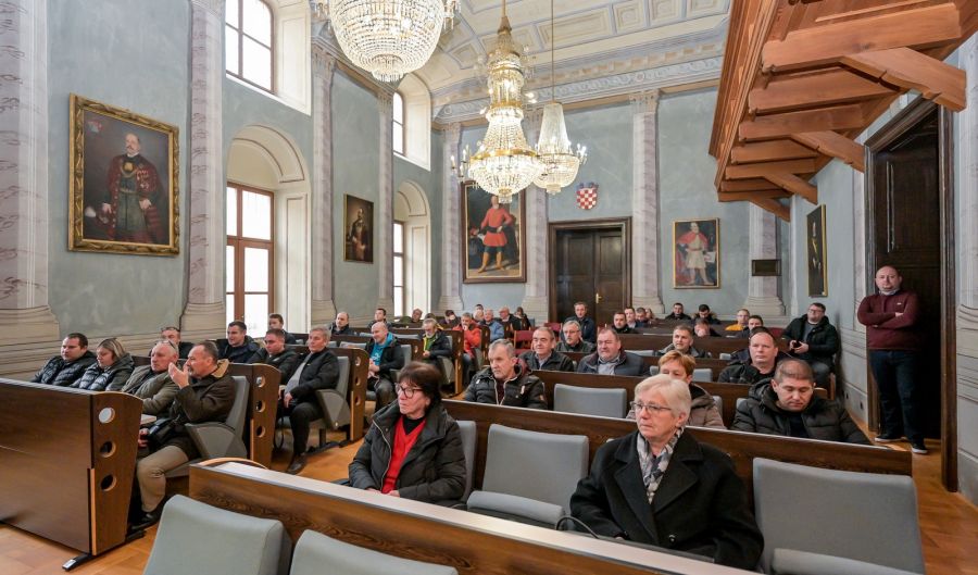 Poticanje kori&scaron;tenja obnovljivih izvora energije: zamjenica župana Silvija Zagorec potpisala ugovore sa 71 korisnikom