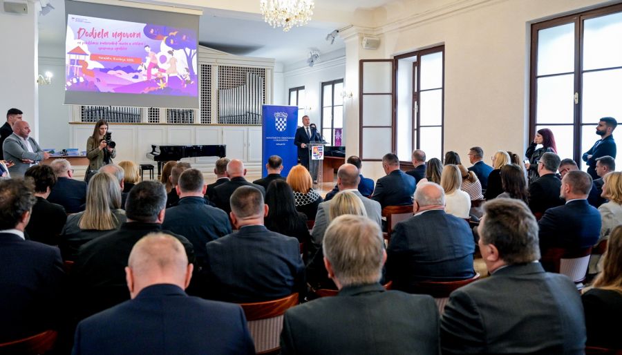 U Varaždinsku županiju stiglo 1,2 milijuna eura za uređenje i opremanje vrtića i dječjih igrali&scaron;ta