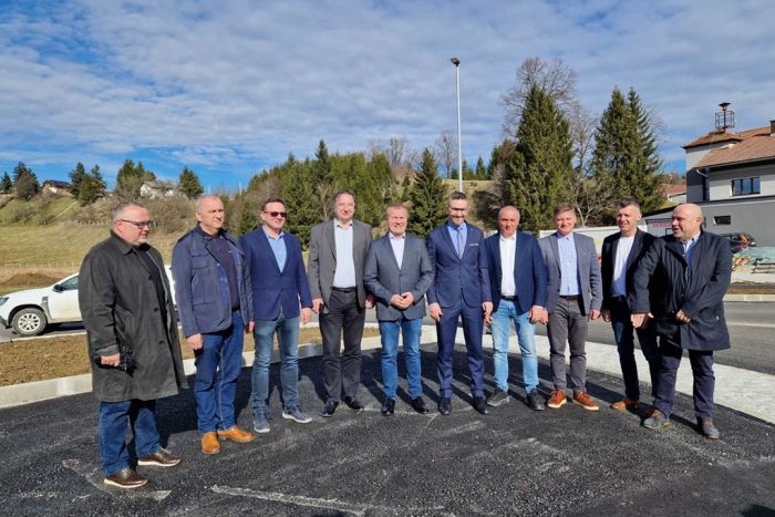 Obilazak radova na kružnom toku u Bednji: Rotor će povećati sigurnost, ali i uljep&scaron;ati vizuru naselja