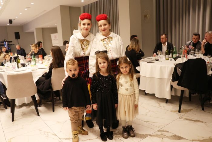 Održano tradicionalno 13. blagdansko druženje i 15 godina djelovanja Udruge Hrvata BiH &bdquo;Prsten&ldquo; &ndash; Podružnica Varaždinske županije