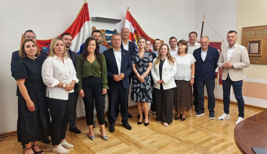 Župan Stričak potpisao ugovore s budućim doktorima znanosti: potpora za 18 doktoranada