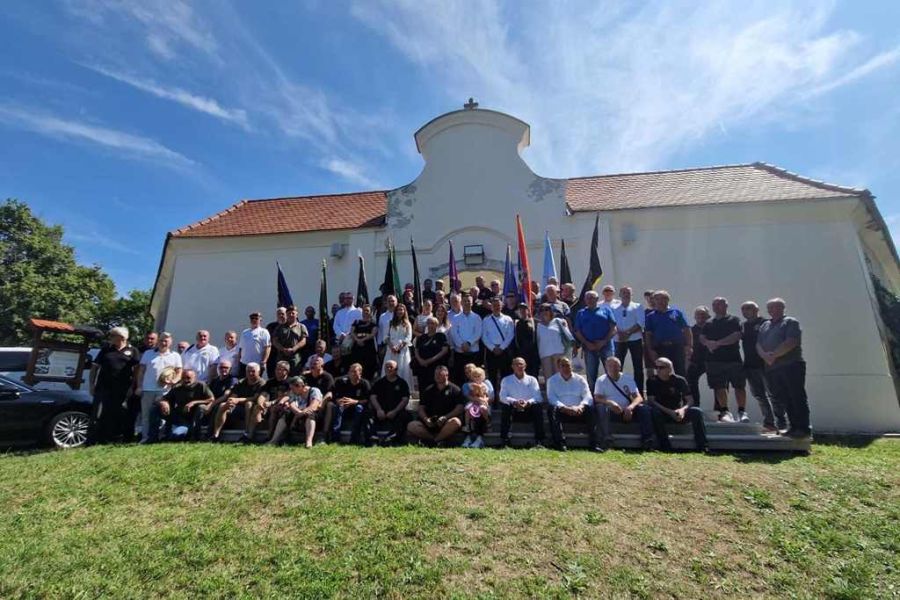 Brojni branitelji okupili se na jubilarnom 10. hodoča&scaron;ću hrvatskih branitelja sjeverozapadne Hrvatske Majci Božjoj Gorskoj u Loboru