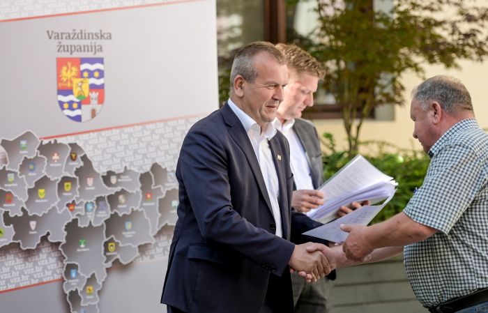 Za ugradnju solarnih elektrana ili dokumentaciju Županija građanima dodijelila 111.000 eura potpora, Stričak: Sljedeće godine sredstva ćemo udvostručiti &nbsp;