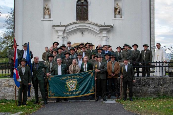Prigodnom svečano&scaron;ću Lovačko dru&scaron;tvo &bdquo;Jareb&ldquo; Visoko obilježilo 30 godina postojanja i rada