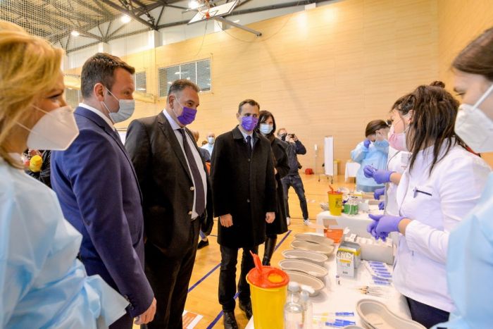 U Gospodarskoj školi u Varaždinu i danas poseban punkt za procjepljivanje građana -  odaziv jako dobar