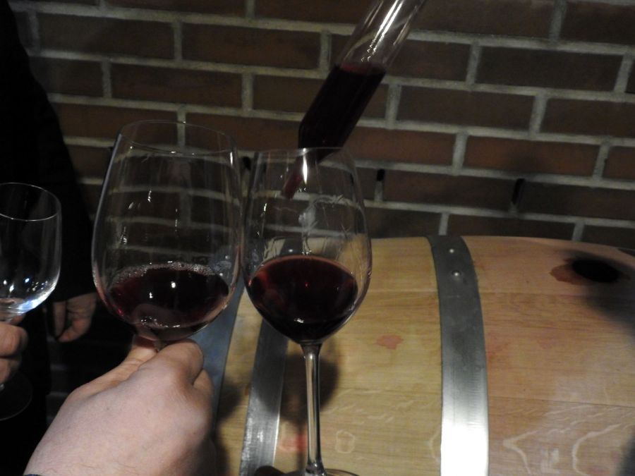 Započelo prikupljanje uzoraka vina 19. Decanter World Wine Awards, vinariju Mežnarić posjetili župan Anđelko Stričak te Decanter sudac Sini&scaron;a Lasan