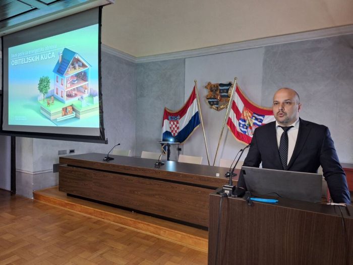 Varaždinska županija u suradnji s Fondom za za&scaron;titu okoli&scaron;a i energetsku učinkovitost organizirala radionica o energetskoj obnovi obiteljskih kuća