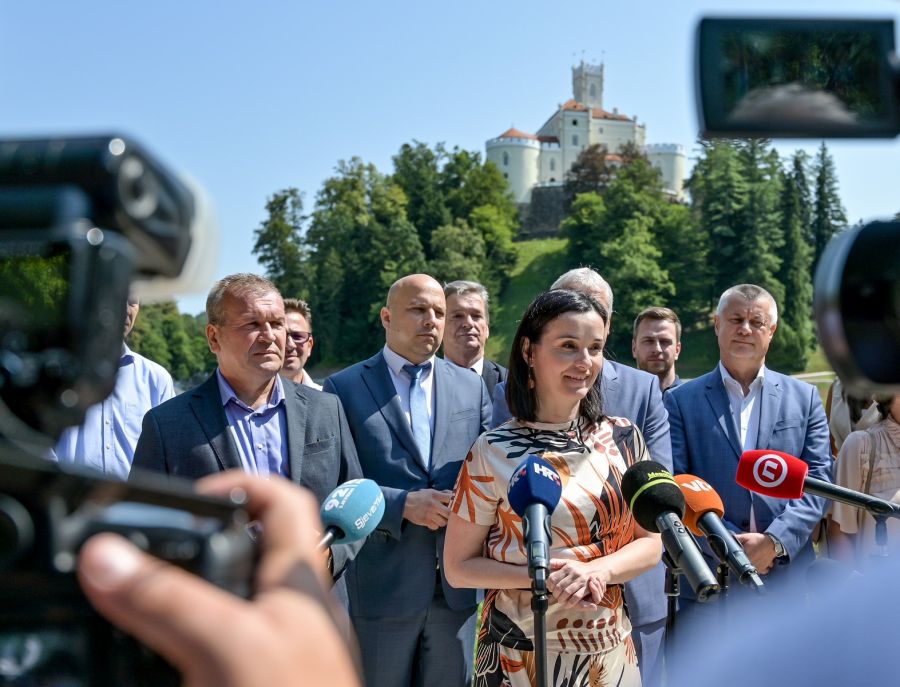 Ministrica Vučković i župan Stričak na sastanku u Trako&scaron;ćanu