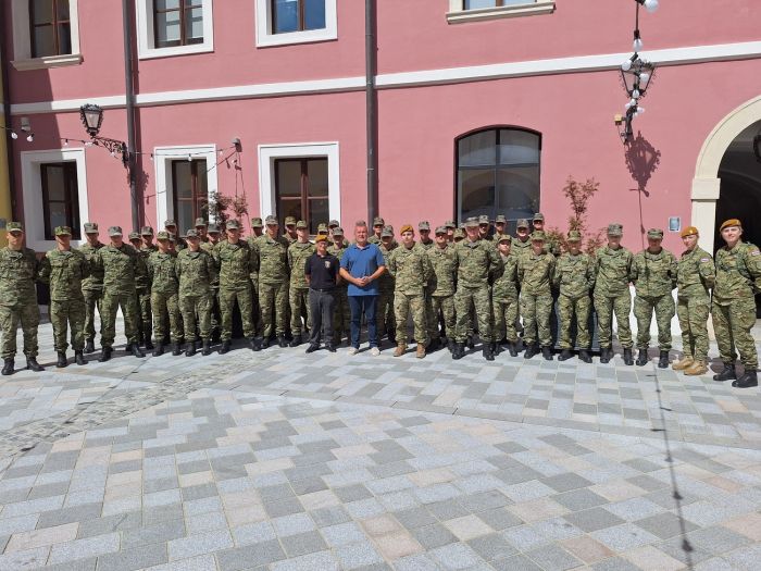 Pripadnici 2. oklopno-mehanizirane bojne Pume posjetili Županijsku palaču