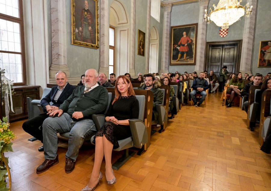 U Županijskoj palači održana svečanost potpisivanja Ugovora o stipendiranju učenika i studenata Varaždinske županije; Zagorec: Stvaramo  županiju znanja kroz sustav jednakih &scaron;ansi