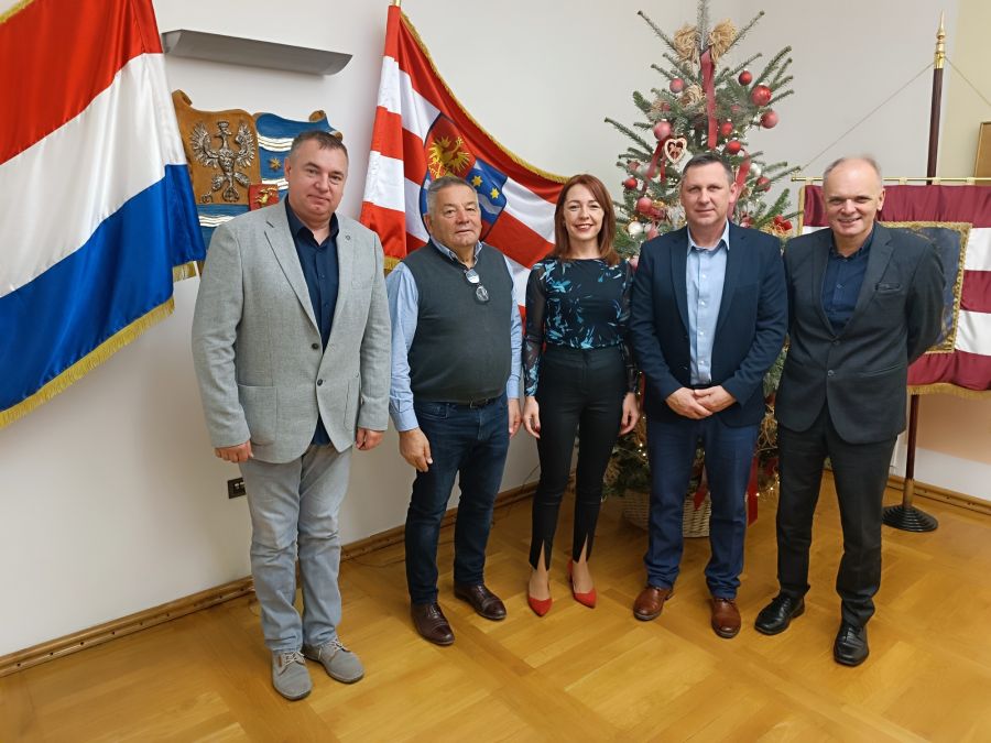 U Županijskoj palači potpisan Sporazum o zajedničkom stipendiranju učenika deficitarnih zanimanja u ugostiteljstvu i turizmu za &scaron;kolsku godinu 2023./2024.