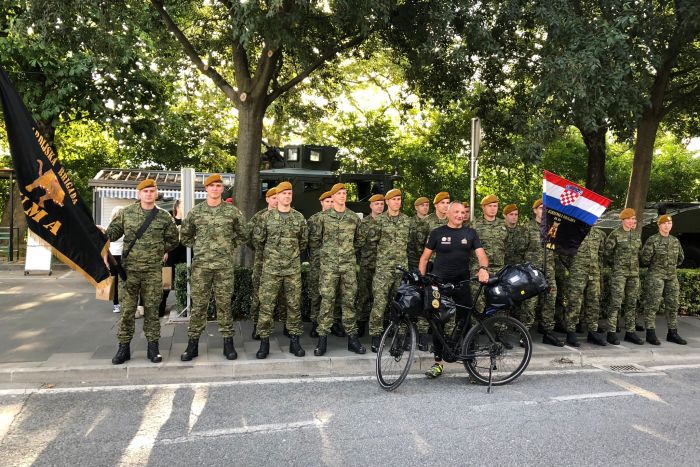 Na 29. obljetnicu &bdquo;Oluje&ldquo; u Knin biciklom stigao Ivica Nerer, nakon uspje&scaron;no odvoženih 390 km