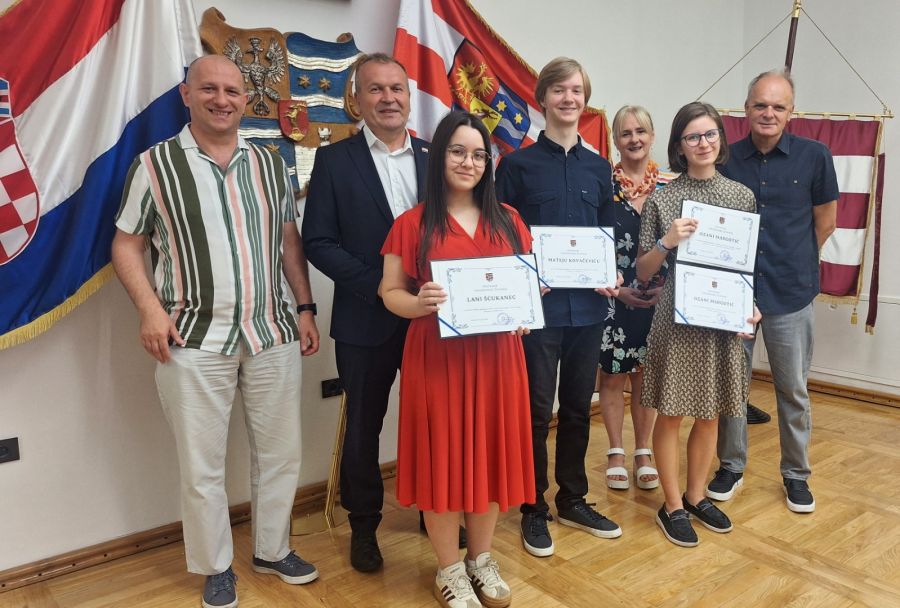 Nagrade župana za talentirane informatičare: Ozana, Lana i Matej osvojili čak četiri medalje na međunarodnim natjecanjima
