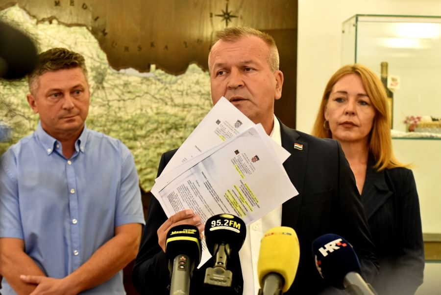 Župan Stričak: Državni inspektorat je jo&scaron; prije 1,5 godinu obavijestio Bosilja i Markovića o odloženom i zakopanom otpadu u Podravskoj ulici