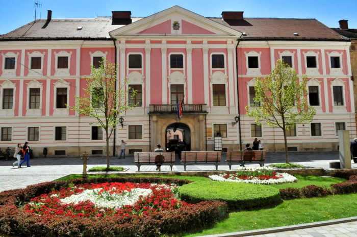 Nikad veći iznos županijskog proračuna, nikad vi&scaron;e investicija