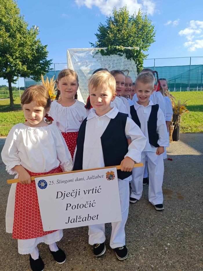 Jubilarni 25. "&Scaron;lingani dani" u Jalžabetu okupili veliki broj folklora&scaron;a i zaljubljenika u narodne običaje
